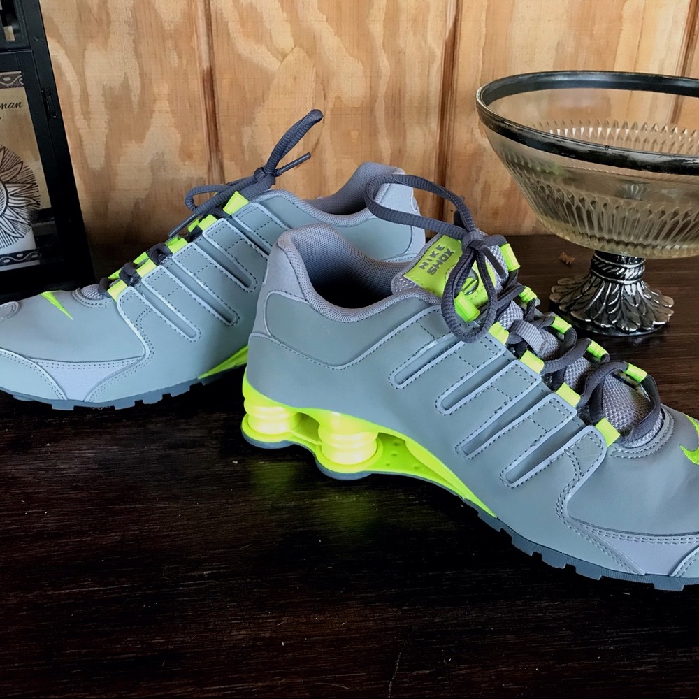 Grey Nike Shox